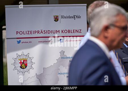 Bad Neuenahr Ahrweiler, Allemagne. 13th mai 2022. Le ministre de l'intérieur de Rhénanie-Palatinat Roger Lewentz (SPD) à la réouverture du poste de police de Bad Neuenahr-Ahrweiler. Credit: Sascha Ditscher/dpa/Alay Live News Banque D'Images