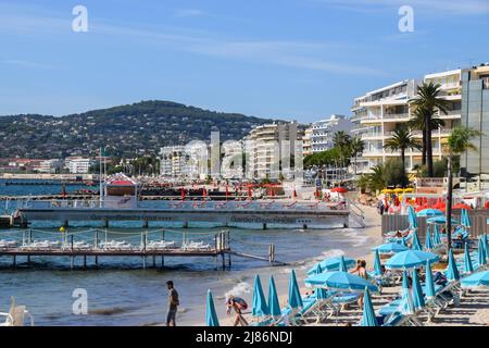 Juan les Pins, France. 3 octobre 2019. Plage à Juan les Pins, Sud de la France. Crédit : Vuk Valcic / Alamy Banque D'Images