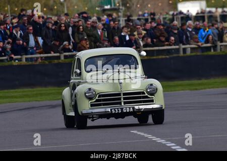 Bryn Griffiths, Peugeot 203, Sopwith Cup, c'était une course de vingt minutes pour des véhicules d'un type qui a concouru jusqu'en 1956, il a présenté un considérablement wi Banque D'Images