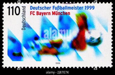 MOSCOU, RUSSIE - 10 AVRIL 2022: Timbre-poste imprimé en Allemagne montre FC Bayern München - football Champions, vers 1999 Banque D'Images
