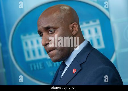 Washington DC, États-Unis. 13th mai 2022. Le maire Quinton Lucas (démocrate de Kansas City, Missouri) participe au briefing quotidien à la Maison Blanche à Washington, DC, le 13 mai 2022. Crédit : MediaPunch Inc/Alamy Live News Banque D'Images