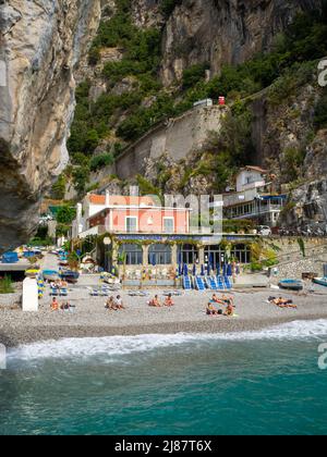 Plage de Marina di Praia, côte amalfitaine Banque D'Images