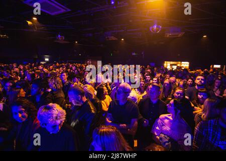 13 mai 2022 : le chanteur-compositeur-interprète et guitariste anglais James Bay présente un spectacle complet au Leadmill à Sheffield, lors de la dernière nuit de sa tournée au Royaume-Uni en 2022. La tournée se produit avant la sortie de son album studio de 3rd â€˜Leapâ€™ en juillet. Le Leadmill est toujours menacé de se fermer alors que des milliers de personnes signent une pétition pour sauver le lieu emblématique. Arctic Monkeys, Richard Hawley, Jarvis Cocker et amenez-moi les Oli Sykes de l'Horizonâ€™s sont parmi les artistes de Sheffield qui ont parlé en soutien au lieu (Credit image: © Myles Wright/ZUMA Press Wire) Banque D'Images