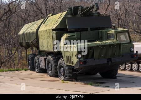 Lance-missiles tactiques automoteur. Photo de haute qualité Banque D'Images