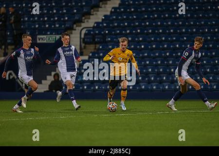 West Bromwich, Royaume-Uni. 13th mai 2022. Taylor Perry, de Wolverhampton Wanderers, avance avec le ballon à West Bromwich, au Royaume-Uni, le 5/13/2022. (Photo de Gareth Evans/News Images/Sipa USA) Credit: SIPA USA/Alay Live News Banque D'Images