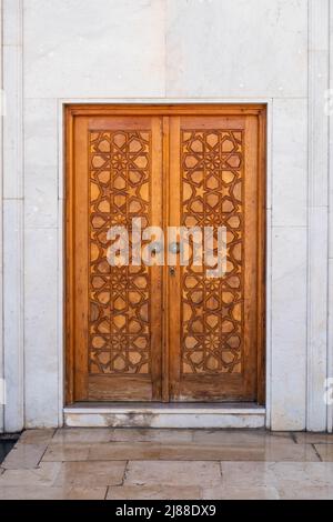 Porte décorée de la mosquée Umayyad, également connue sous le nom de Grande Mosquée de Damas Banque D'Images