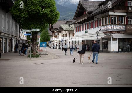 Zone piétonne. Garmisch-Partenkirchen est depuis des mois en préparation à la réunion de G7 du 13 mai 2022. La réunion de G7 aura lieu à Schloss Elmau, près de Garmisch-Patenkirchen, du 26 juin au 28 2022 juin. (Photo par Alexander Pohl/Sipa USA) Banque D'Images