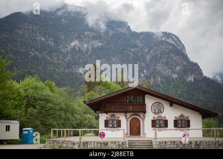 Garmisch Partenkirchen, Allemagne. 13th mai 2022. Garmisch-Partenkirchen est depuis des mois en préparation à la réunion de G7 du 13 mai 2022. La réunion de G7 aura lieu à Schloss Elmau, près de Garmisch-Patenkirchen, du 26 juin au 28 2022 juin. (Photo par Alexander Pohl/Sipa USA) crédit: SIPA USA/Alay Live News Banque D'Images