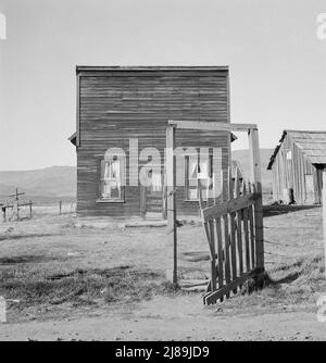 Saloon et taverne de stagecoach, qui est la résidence temporaire d'un membre de la coopérative de scierie Ola Self Help Comté de GEM, Idaho. Banque D'Images