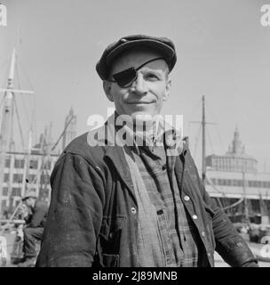 New York, New York. Débarquez sur un quai au marché aux poissons de Fulton. Banque D'Images