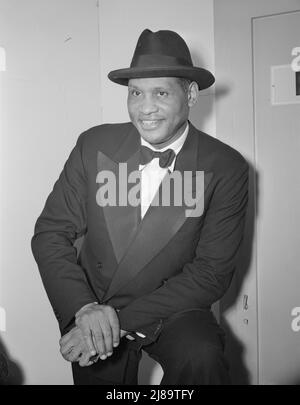 Washington, D.C., l'anniversaire de guerre de la Russie avantage au Watergate. Paul Robeson en coulisses. Banque D'Images