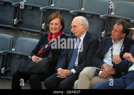 Rome, Italie. 14th mai 2022. ROME, ITALIE - 14.05.2022: VIP à tribuna. Giuliano Amato, presidente della corte costituzionale con la moglie Diana Vincenzi in tribuna agli internazionali di tennis di Roma. Crédit : Agence photo indépendante/Alamy Live News Banque D'Images