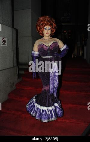 Ali Forney place au Gala de la Table célébrant les talents LGBT tapis rouge à Cipriani Wall Street à New York photos de Nadja Sayej Banque D'Images