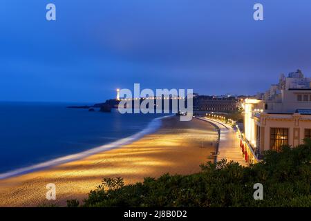 Biarritz, la célèbre station balnéaire de France. Vue panoramique sur la ville et les plages. Banque D'Images