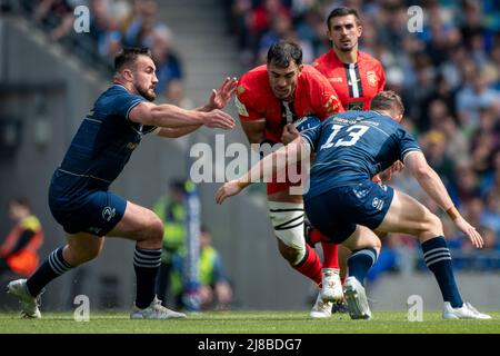 Rory Arnold de Toulouse a été attaqué par Garry Ringrose de Leinster et Rónan Kelleher de Leinster lors du demi-finale de la coupe des champions Heineken entre Leinster Rugby et Stade Toulousain au stade Aviva de Dublin, Irlande, le 14 mai 2022 (photo par Andrew SURMA/ SIPA USA). Banque D'Images