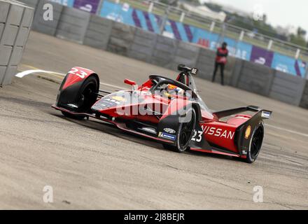 Edoardo Mortara a remporté la première course à Berlin-Tempelhof et a ainsi célébré la quatrième victoire de sa carrière. Jean-Eric Vergne arrive deuxième et Stoffel Vandoorne troisième. À Berlin, en Allemagne, le 14 mai 2022. (Photo de Simone Kuhlmey/Pacific Press/Sipa USA) Banque D'Images
