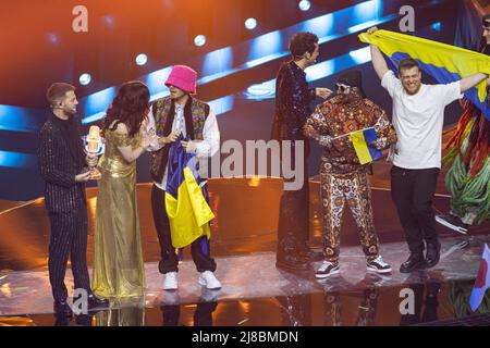 L'Orchestre Kalush d'Ukraine remporte la grande finale du Concours Eurovision de la chanson. Turin (Italie) le 14th mai 2022. Photo de Marco Piovanotto/ABACAPRESS.COM Banque D'Images