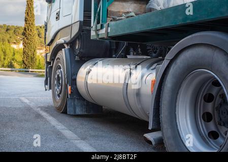 Réservoir de gaz (GNL) d'un chariot. Banque D'Images