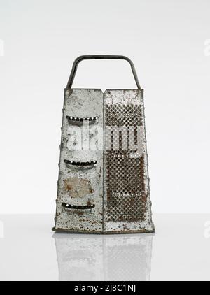 Ancien bac à cuisine usagé Banque D'Images