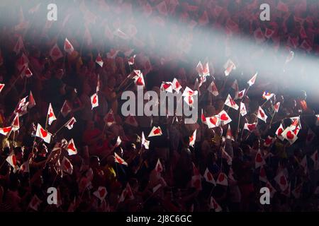 Turin, Italie. 14th mai 2022. Le public de la Grande finale du Concours Eurovision de la chanson 2022. Credit: Marco Destefanis / Alamy Live News Banque D'Images