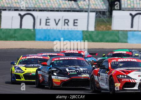 92 PERISSOUTTI Sandro, BASSO Ronald, Racing Spirit of Leman, Aston Martin Vantage AMR GT4, action lors de la ronde 2nd du Championnat de France FFSA GT 2022, du 13 au 15 mai sur le circuit de Nevers Magny-cours à Magny-cours, France - photo Clément Luck / DPPI Banque D'Images