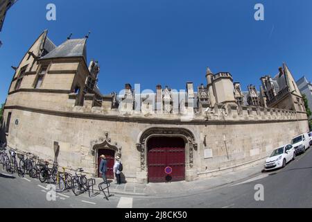 MUSÉE DE CLUNY APRÈS RÉOUVERTURE Banque D'Images