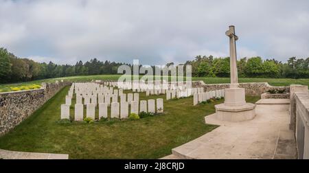 Voici le cimetière britannique de Courmas de la première Guerre mondiale. La plupart des 130 décès survenus le 20 juillet 1918 lors de l'offensive de la Marne du 18 juillet au 6 août 1918 Banque D'Images