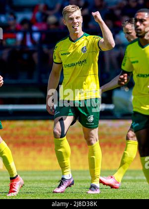 NIJMEGEN, PAYS-BAS - 15 MAI : Zian Flemming de Fortuna Sittard célèbre après avoir marquant son premier but d'équipe lors du match néerlandais Eredivisie entre N.E.C. et Fortuna Sittard à Het Goffertstadion le 15 mai 2022 à Nimègue, pays-Bas (photo de Broer van den Boom/Orange Pictures) Banque D'Images