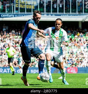 GRONINGEN - (lr) lors du match néerlandais Eredivisie entre FC Groningen et SC Cambuur au stade Euroborg, le 15 mai 2022 à Groningen, pays-Bas. ANP COR LASKER Banque D'Images