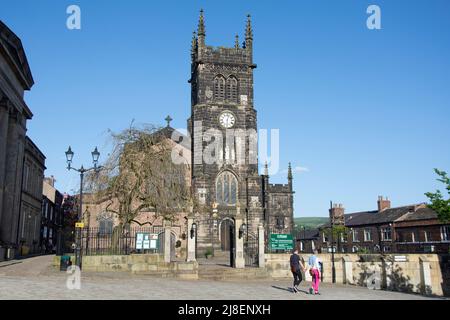 Eglise St Michael's, place du marché, Macclesfield, Cheshire, Angleterre, Royaume-Uni Banque D'Images