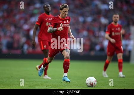 Londres, Royaume-Uni. 14th mai 2022. Kostas Tsimikas de Liverpool en action. Finale de la coupe Emirates FA, Chelsea v Liverpool au stade Wembley à Londres le samedi 14th mai 2022. Cette image ne peut être utilisée qu'à des fins éditoriales. Utilisation éditoriale uniquement, licence requise pour une utilisation commerciale. Aucune utilisation dans les Paris, les jeux ou les publications d'un seul club/ligue/joueur.pic par Andrew Orchard/Andrew Orchard sports Photography/Alamy Live News crédit: Andrew Orchard sports Photography/Alamy Live News Banque D'Images