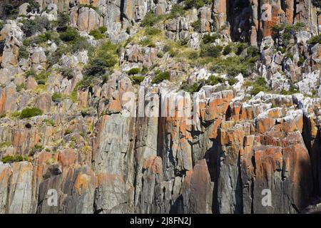 Gros plan de Cliff face à Cape Pillar, Tasmanie Banque D'Images