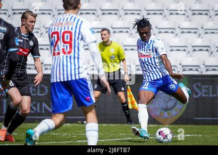 Odense, Danemark. 15th mai 2022. Emmanuel Sabbi (11) d'OB vu lors du match Superliga de 3F entre Odense Boldklub et Soenderjyske au Parc d'énergie de la nature à Odense. (Crédit photo : Gonzales photo/Alamy Live News Banque D'Images