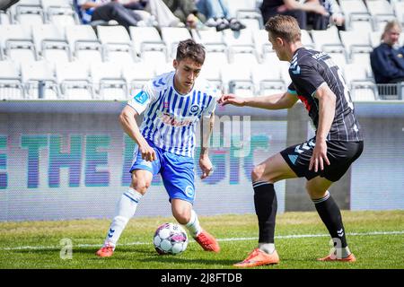 Odense, Danemark. 15th mai 2022. Nicholas Mickelson (2) d'OB observé lors du match Superliga de 3F entre Odense Boldklub et Soenderjyske au Parc d'énergie de la nature à Odense. (Crédit photo : Gonzales photo/Alamy Live News Banque D'Images