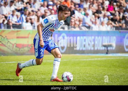 Odense, Danemark. 15th mai 2022. Nicholas Mickelson (2) d'OB observé lors du match Superliga de 3F entre Odense Boldklub et Soenderjyske au Parc d'énergie de la nature à Odense. (Crédit photo : Gonzales photo/Alamy Live News Banque D'Images