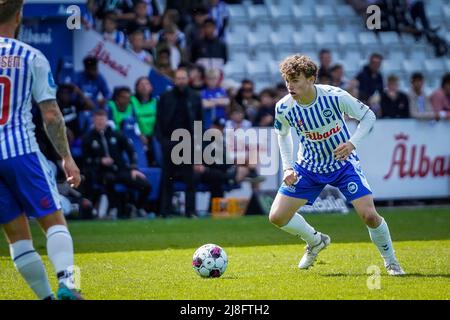 Odense, Danemark. 15th mai 2022. Jakob Breum (8) d'OB observé pendant le match Superliga de 3F entre Odense Boldklub et Soenderjyske au Parc d'énergie de la nature à Odense. (Crédit photo : Gonzales photo/Alamy Live News Banque D'Images