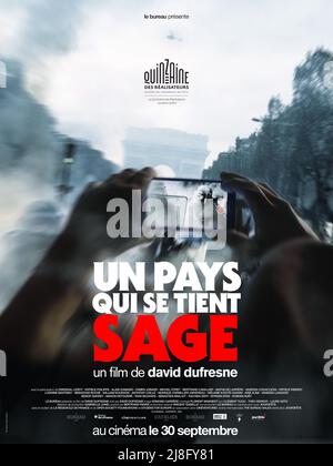 LE MONOPOLE DE LA VIOLENCE (2020) -TITRE ORIGINAL: UN PAIE QUI SE TIENT SAGE-, DIRIGÉ PAR DAVID DUFRESNE. Crédit : LE BUREAU / Album Banque D'Images