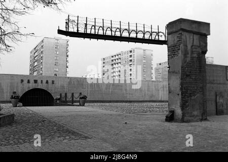 Musée Am Pawiak à Warschau, Woiwodschaft Masowien, 1967. Musée Pawiak à Varsovie, Vovovoidoeship Masowia, 1967. Banque D'Images