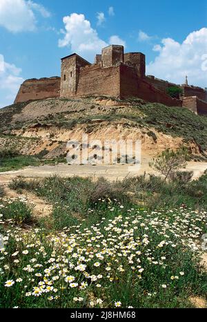 Espagne, Aragon. Château de Monzón. Il a été construit au 10th siècle par la dynastie HUD Banu et donné par Ramon Berenguer IV aux Templiers en 1143. Banque D'Images