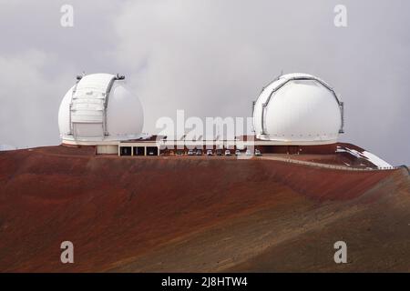 Observatoire de Keck au sommet du volcan Mauna Kea sur la Grande île d'Hawaï, États-Unis Banque D'Images