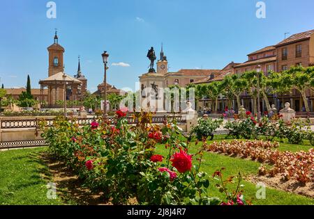 Place Plaza de Cervantes. Alcala de Henares, région de Madrid, Espagne. Banque D'Images