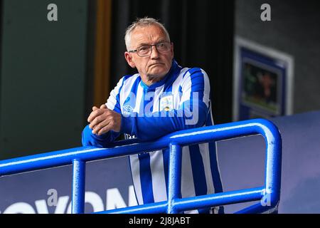 Huddersfield, Royaume-Uni. 16th mai 2022. Les fans de Huddersfield arrivent pour le match à Huddersfield, Royaume-Uni, le 5/16/2022. (Photo de Mark Cosgrove/News Images/Sipa USA) crédit: SIPA USA/Alay Live News Banque D'Images