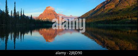 Sinopah Mountain et de nombreux glaciers, Glacier National Park, Montana, USA Banque D'Images