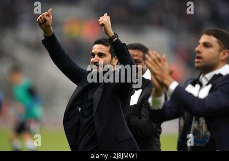 Mehrdad Ghodoussi, copropriétaire de Newcastle United, sur le terrain à mi-temps lors du match de la Premier League à St. James' Park, Newcastle upon Tyne. Date de la photo: Lundi 16 mai 2022. Banque D'Images