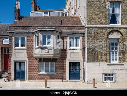 Ancien bâtiment du bureau principal de Port sur Custom House Quay, Weymouth, Dorset Banque D'Images