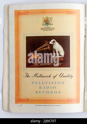 Old 1950s British Advertising HMV sa voix de maîtres - télévision radio Records Banque D'Images