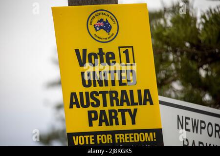 Siège de Mackellar au nord de Sydney, affiches du Parti de l'Australie unie faisant la promotion de leur candidat au siège fédéral de Mackellar, avant l'élection Banque D'Images