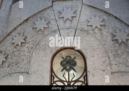 Détail tombeau. Cimetière du Château. Nice, France. Banque D'Images