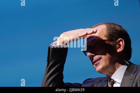 Hambourg, Allemagne. 17th mai 2022. Christoph Lieben-Seutter, directeur général de l'Elbphilharmonie et de Laeiszhalle Hamburg, s'exprime dans la petite salle de l'Elbphilharmonie lors de la conférence de presse de la saison 2022/2023. Credit: Marcus Brandt/dpa/Alay Live News Banque D'Images