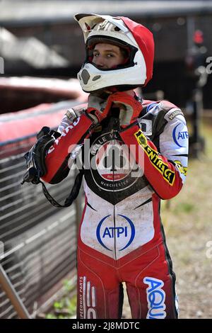 MANCHESTER, ROYAUME-UNI. 16th MAI Max Fricke of Belle vue 'ATPI' Aces lors du match de la SGB Premiership entre Belle vue Aces et King's Lynn Stars au National Speedway Stadium, Manchester, le lundi 16th mai 2022. (Credit: Eddie Garvey | MI News) Credit: MI News & Sport /Alay Live News Banque D'Images